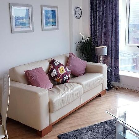 Marco Island -Spacious City Centre 2 Bedroom Apartment Nottingham Eksteriør billede